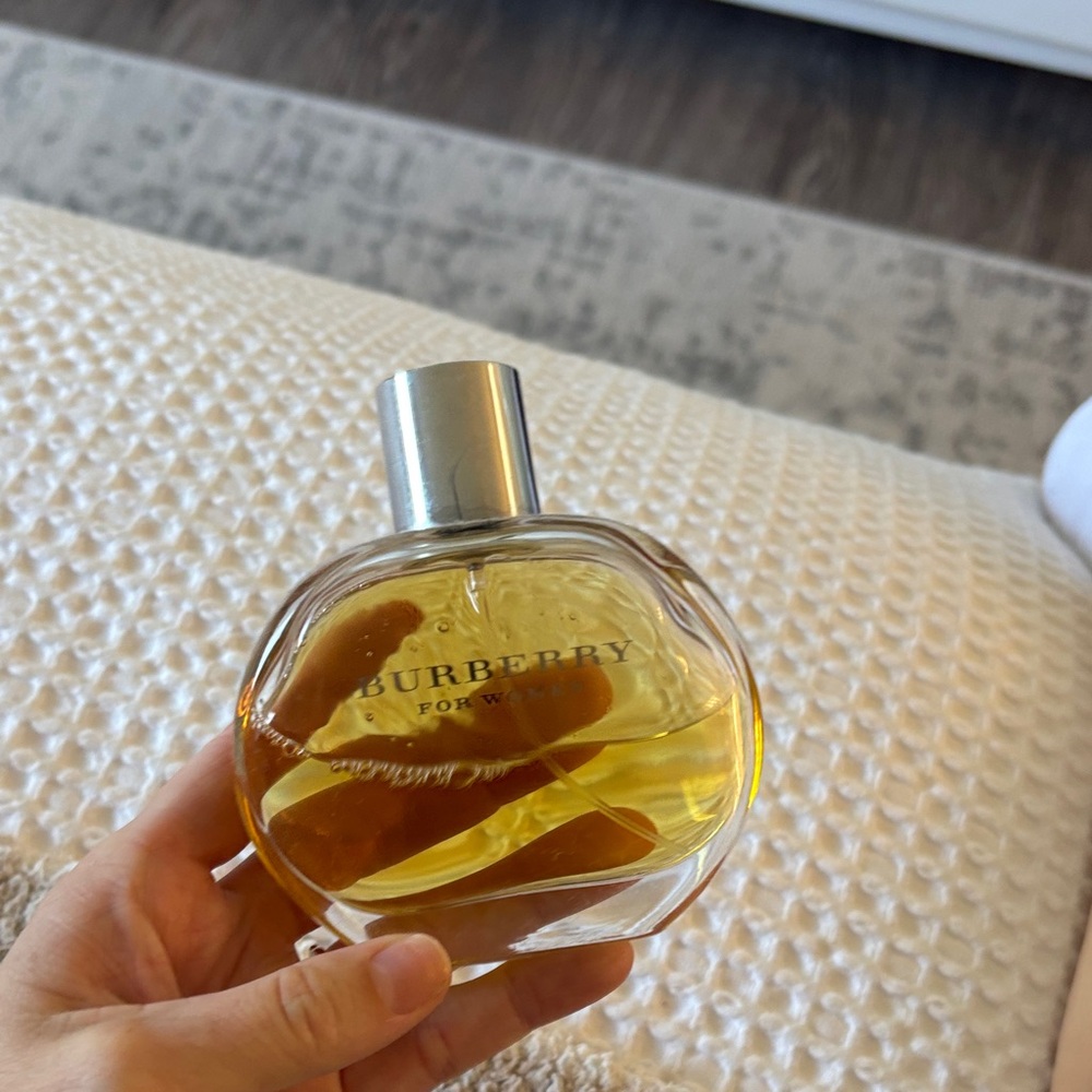 Burberry Women's perfume